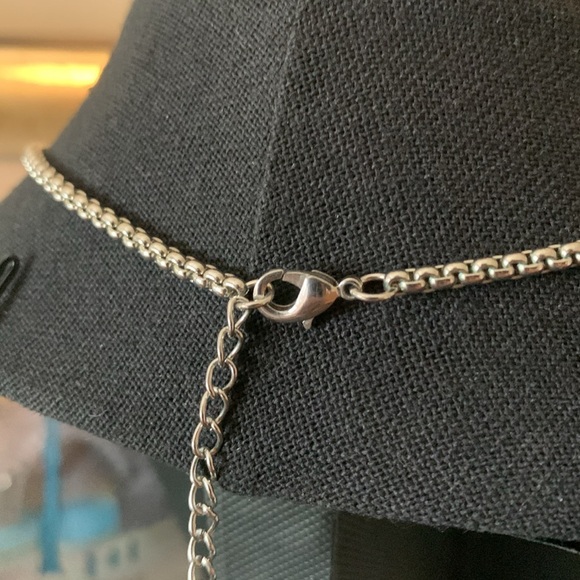 17 Inch Stainless Steel Box Link Quality Chain w/ 3 Inch Extender - Picture 5 of 7